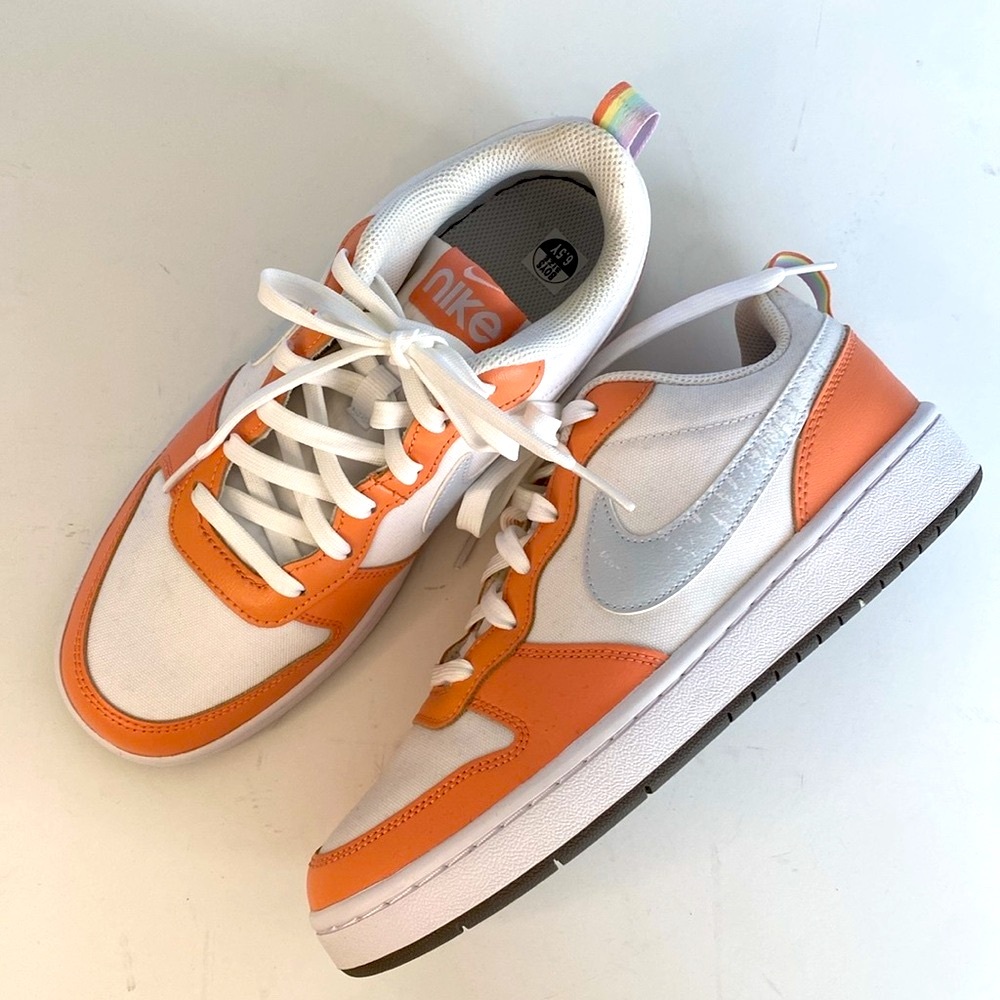 Nike‎ Court Borough Low 2 SE1 (GS) -size 6.5 Youth = 8 women’s NWB